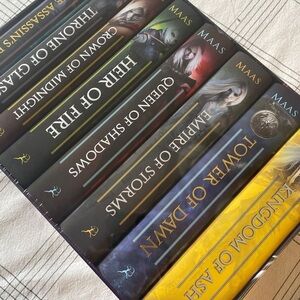 Throne of Glass OOP Hardcover Book Set - NO BOX